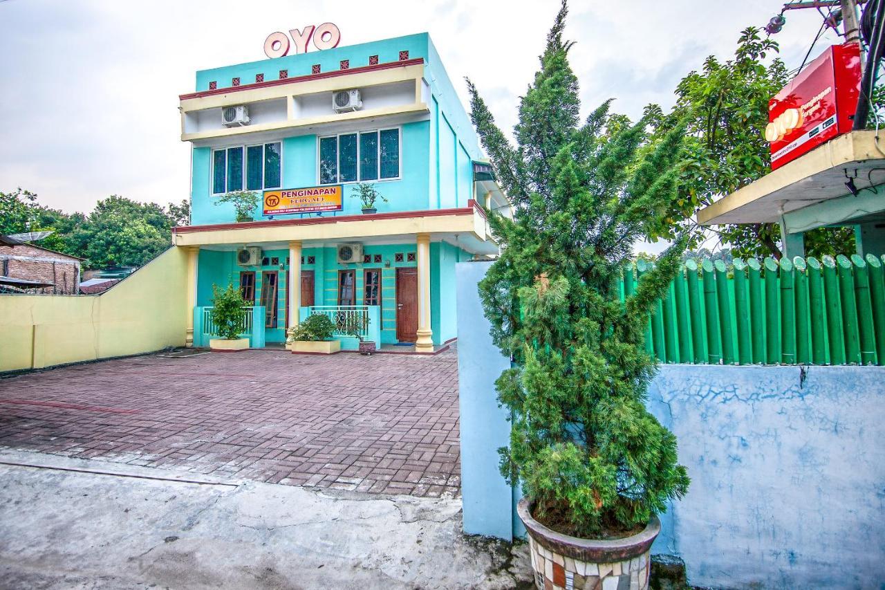 Oyo 796 Penginapan Fergael Pematangsiantar Kültér fotó